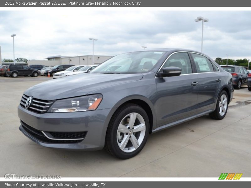 Platinum Gray Metallic / Moonrock Gray 2013 Volkswagen Passat 2.5L SE