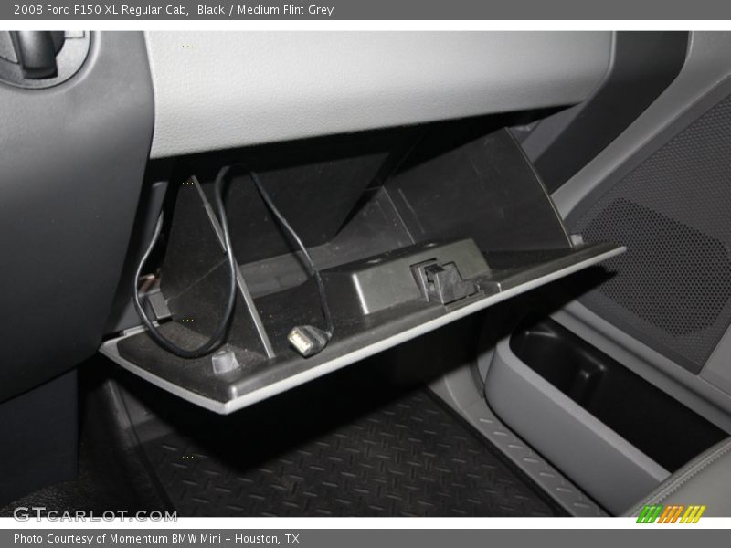 Black / Medium Flint Grey 2008 Ford F150 XL Regular Cab