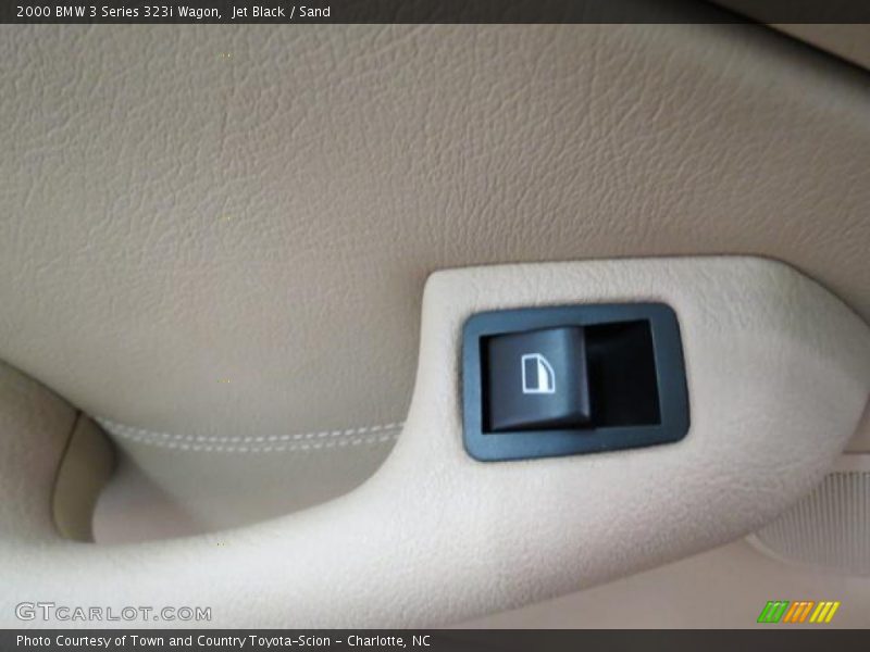 Jet Black / Sand 2000 BMW 3 Series 323i Wagon