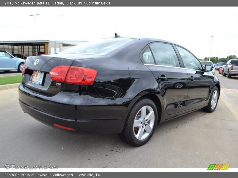 Black Uni / Cornsilk Beige 2013 Volkswagen Jetta TDI Sedan