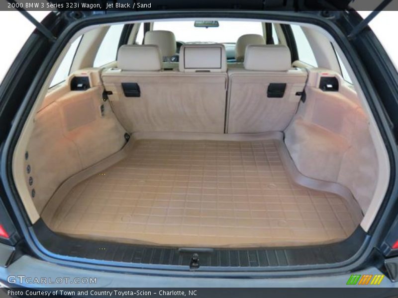  2000 3 Series 323i Wagon Trunk