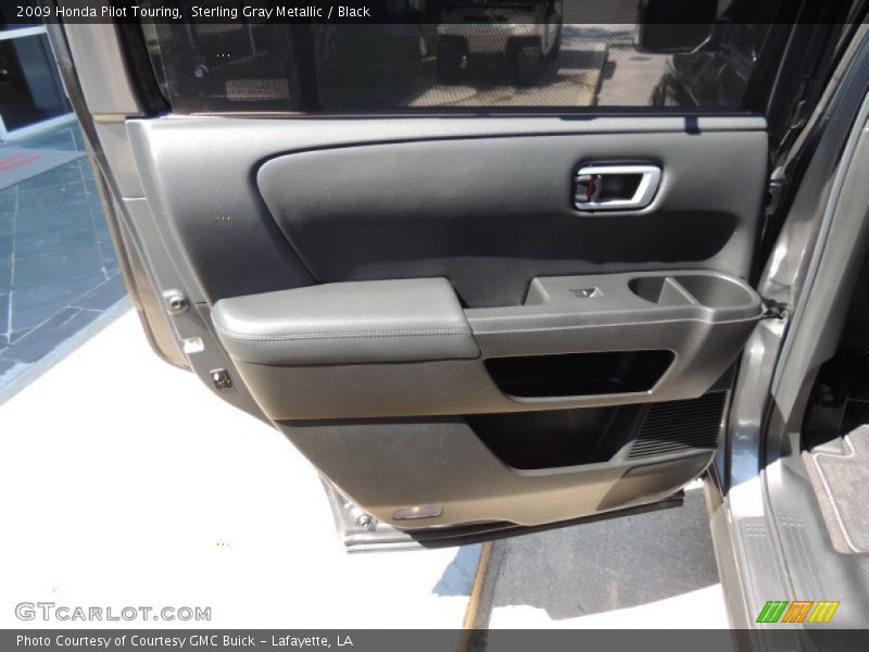 Sterling Gray Metallic / Black 2009 Honda Pilot Touring