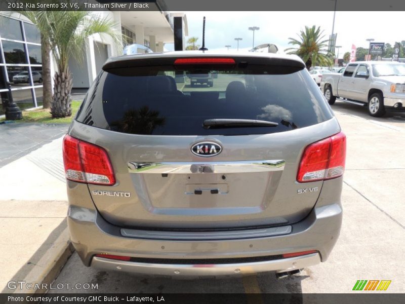 Titanium Silver / Black 2012 Kia Sorento SX V6