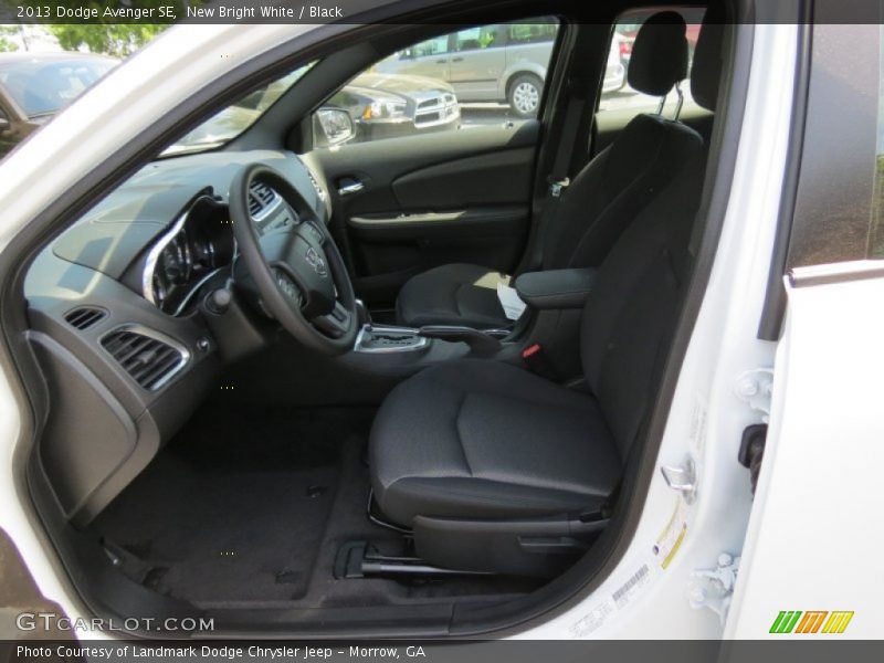 New Bright White / Black 2013 Dodge Avenger SE