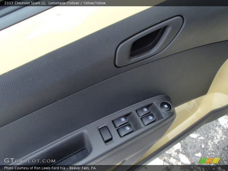 Lemonade (Yellow) / Yellow/Yellow 2013 Chevrolet Spark LS