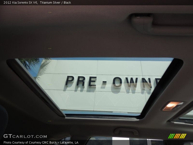 Titanium Silver / Black 2012 Kia Sorento SX V6