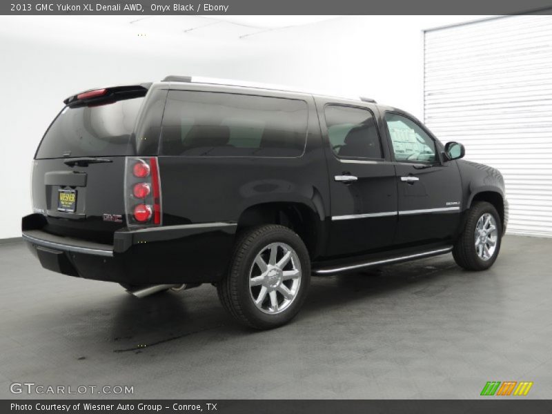 Onyx Black / Ebony 2013 GMC Yukon XL Denali AWD