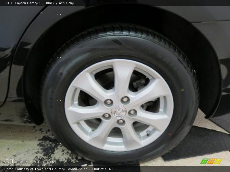 Black / Ash Gray 2010 Toyota Camry LE