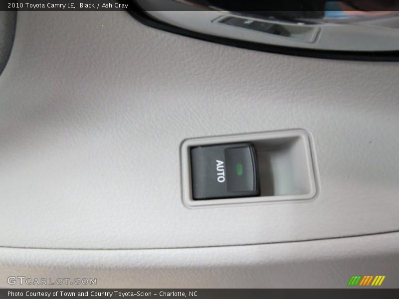 Black / Ash Gray 2010 Toyota Camry LE