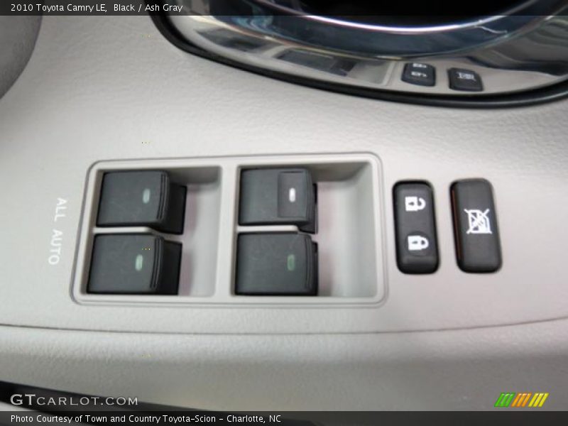Black / Ash Gray 2010 Toyota Camry LE