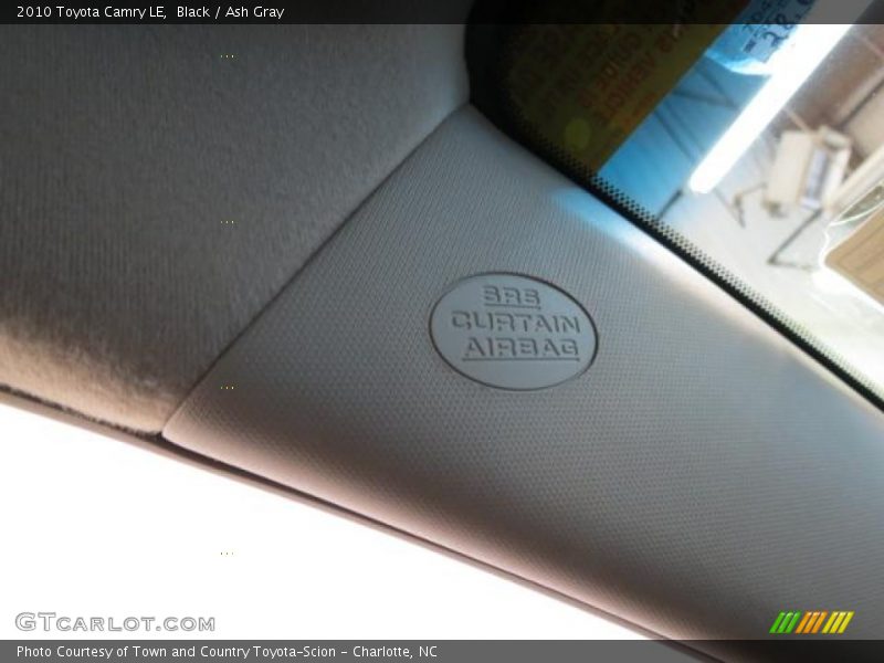 Black / Ash Gray 2010 Toyota Camry LE
