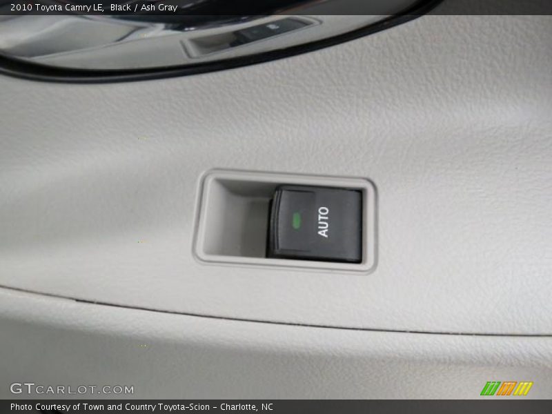 Black / Ash Gray 2010 Toyota Camry LE