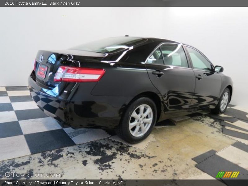 Black / Ash Gray 2010 Toyota Camry LE