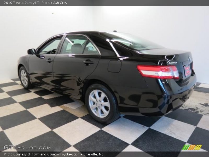 Black / Ash Gray 2010 Toyota Camry LE