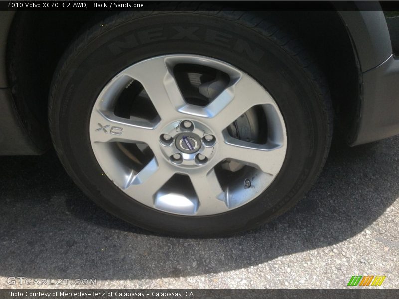 Black / Sandstone 2010 Volvo XC70 3.2 AWD