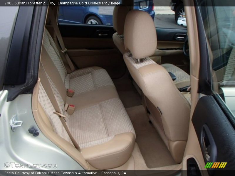 Champagne Gold Opalescent / Beige 2005 Subaru Forester 2.5 XS