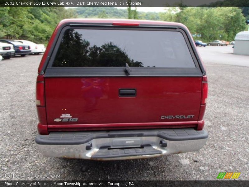 Dark Cherry Red Metallic / Graphite 2002 Chevrolet S10 LS Crew Cab 4x4