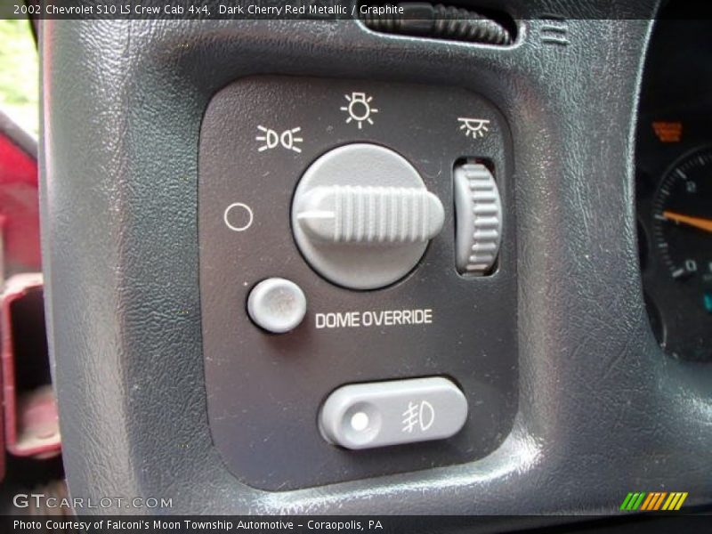 Controls of 2002 S10 LS Crew Cab 4x4