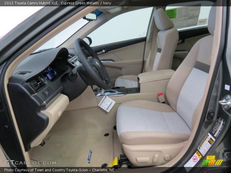 Cypress Green Metallic / Ivory 2013 Toyota Camry Hybrid XLE