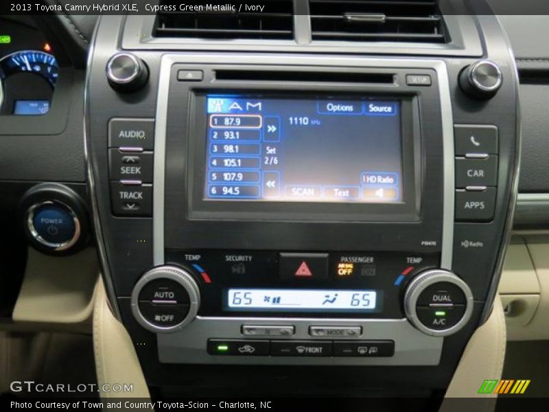 Cypress Green Metallic / Ivory 2013 Toyota Camry Hybrid XLE