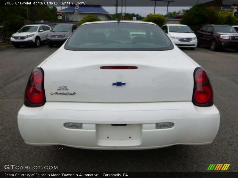 White / Ebony 2005 Chevrolet Monte Carlo LS