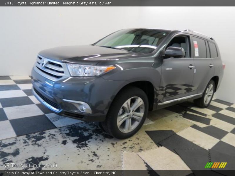 Magnetic Gray Metallic / Ash 2013 Toyota Highlander Limited
