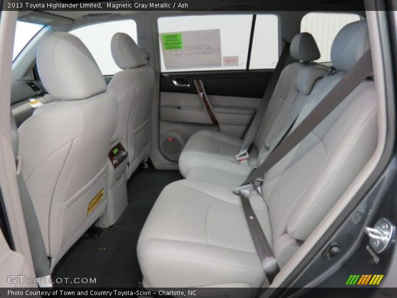 Magnetic Gray Metallic / Ash 2013 Toyota Highlander Limited