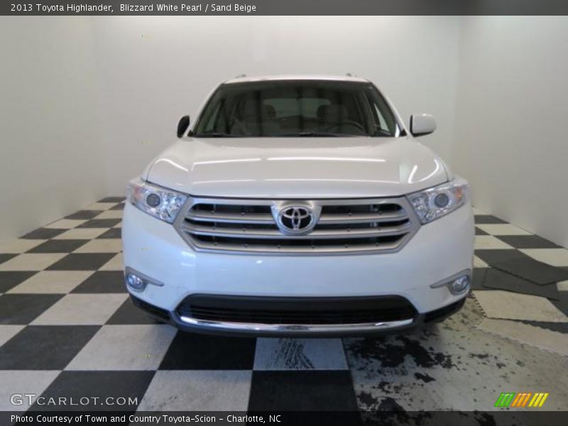 Blizzard White Pearl / Sand Beige 2013 Toyota Highlander