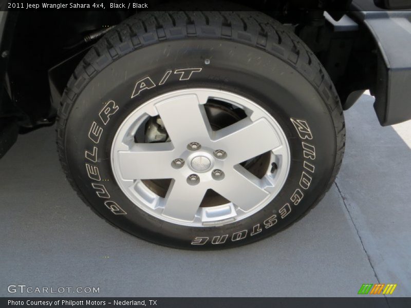 Black / Black 2011 Jeep Wrangler Sahara 4x4