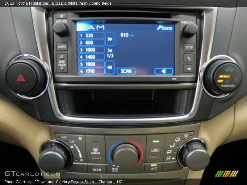 Blizzard White Pearl / Sand Beige 2013 Toyota Highlander