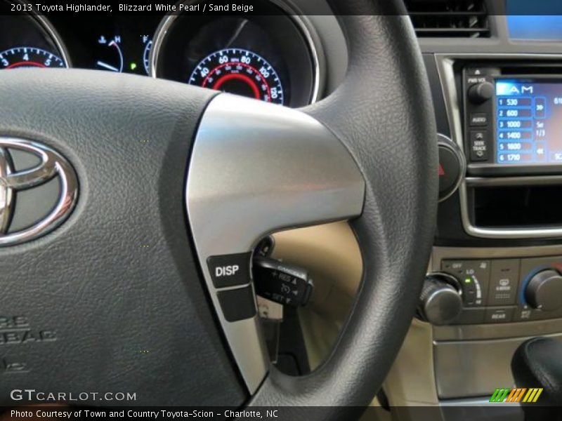 Blizzard White Pearl / Sand Beige 2013 Toyota Highlander