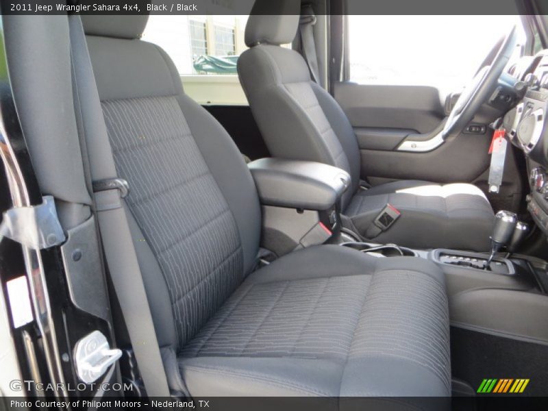 Black / Black 2011 Jeep Wrangler Sahara 4x4