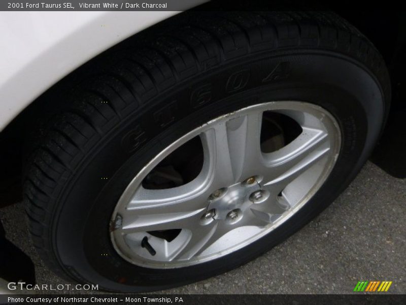 Vibrant White / Dark Charcoal 2001 Ford Taurus SEL