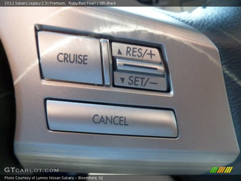 Controls of 2011 Legacy 2.5i Premium