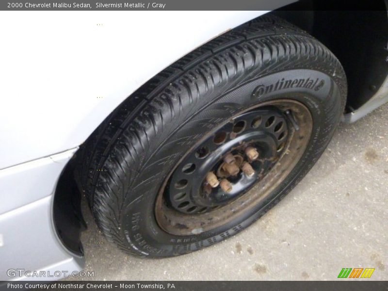 Silvermist Metallic / Gray 2000 Chevrolet Malibu Sedan