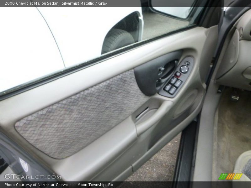 Silvermist Metallic / Gray 2000 Chevrolet Malibu Sedan