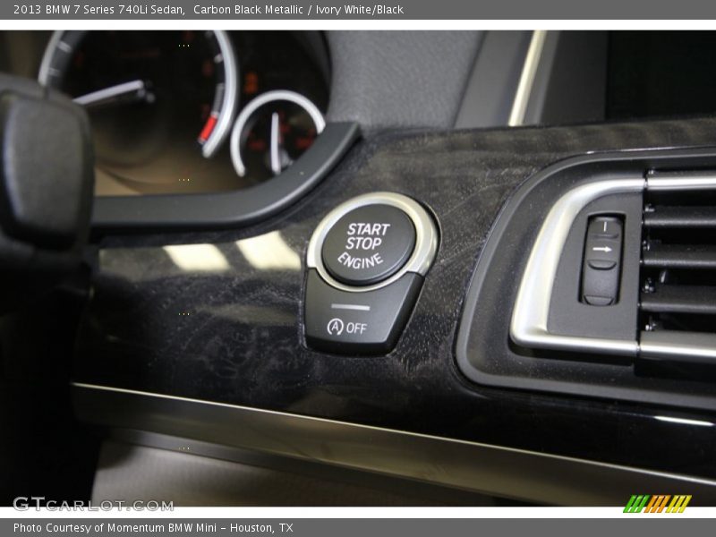Controls of 2013 7 Series 740Li Sedan