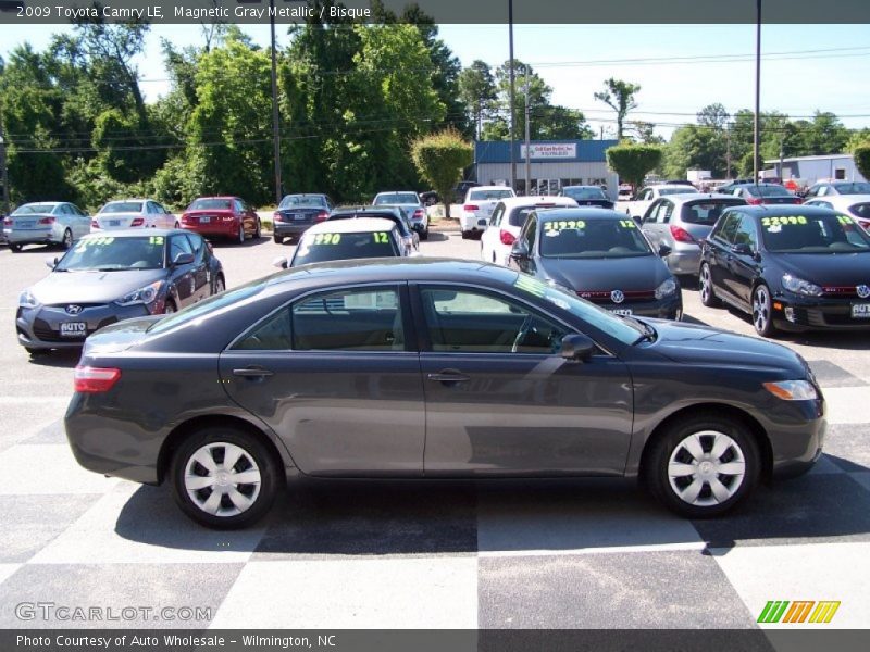 Magnetic Gray Metallic / Bisque 2009 Toyota Camry LE