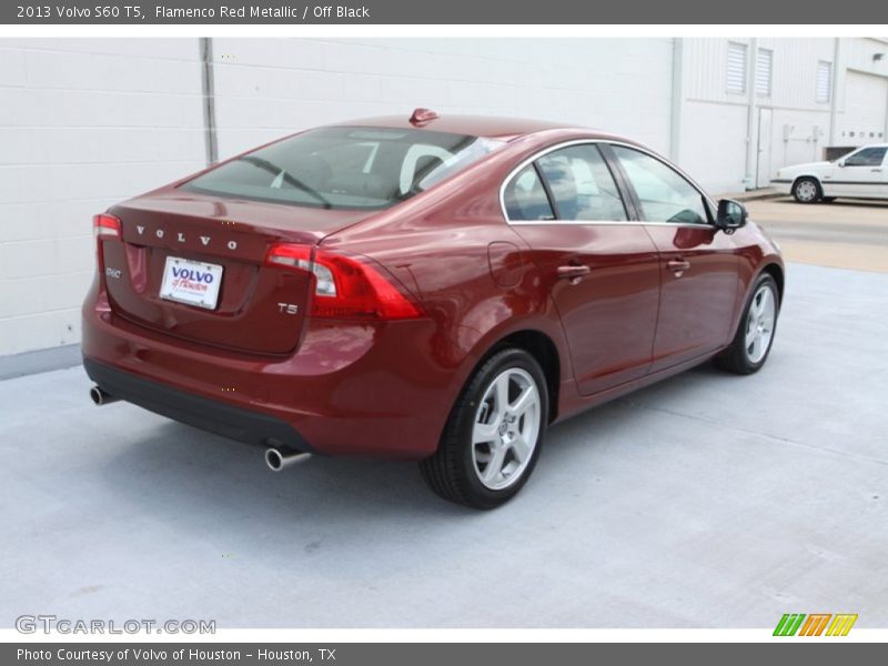 Flamenco Red Metallic / Off Black 2013 Volvo S60 T5