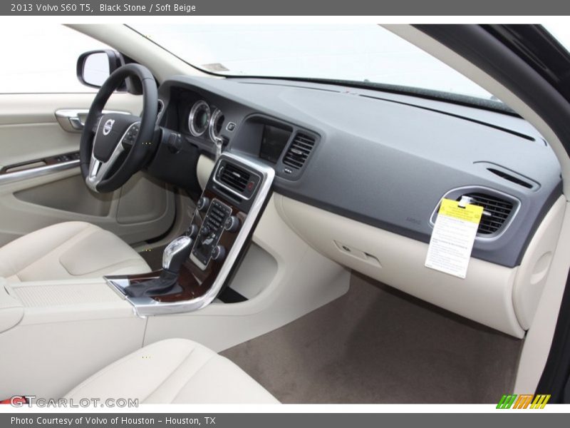 Black Stone / Soft Beige 2013 Volvo S60 T5