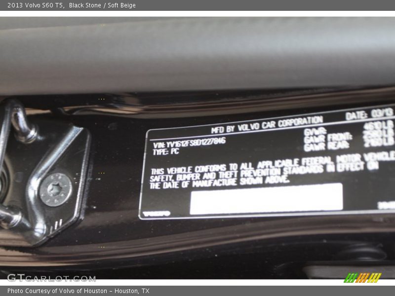 Black Stone / Soft Beige 2013 Volvo S60 T5