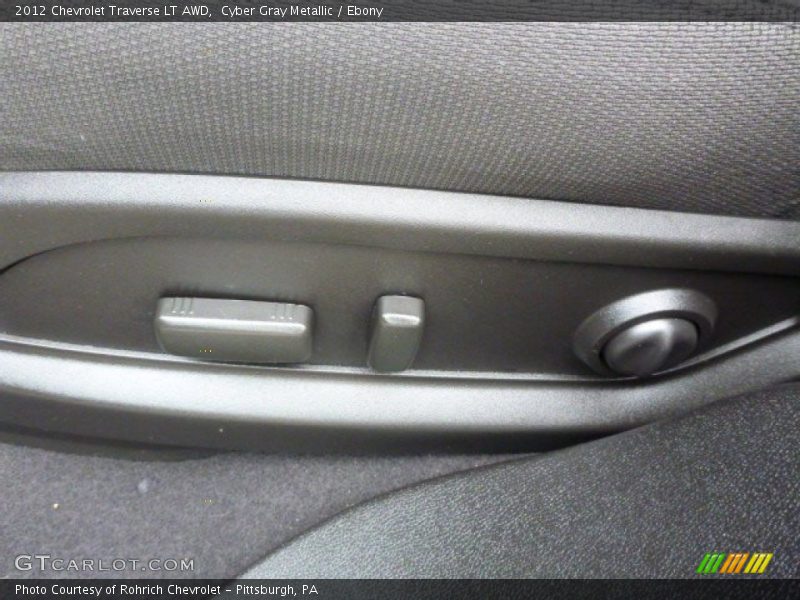 Cyber Gray Metallic / Ebony 2012 Chevrolet Traverse LT AWD