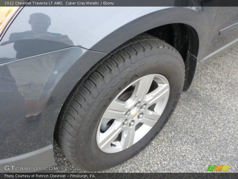 Cyber Gray Metallic / Ebony 2012 Chevrolet Traverse LT AWD