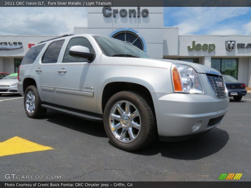 Pure Silver Metallic / Light Titanium 2011 GMC Yukon SLT