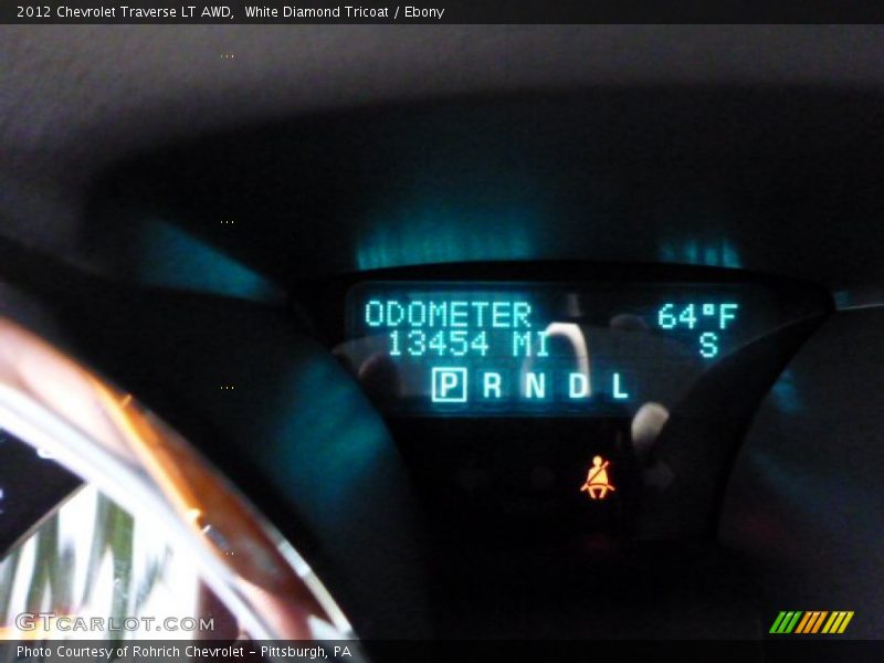 White Diamond Tricoat / Ebony 2012 Chevrolet Traverse LT AWD