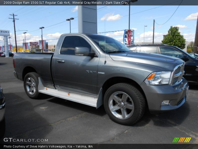 Mineral Gray Metallic / Dark Slate Gray 2009 Dodge Ram 1500 SLT Regular Cab 4x4