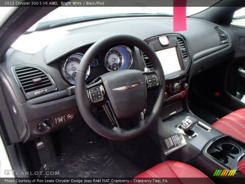 Dashboard of 2013 300 S V6 AWD