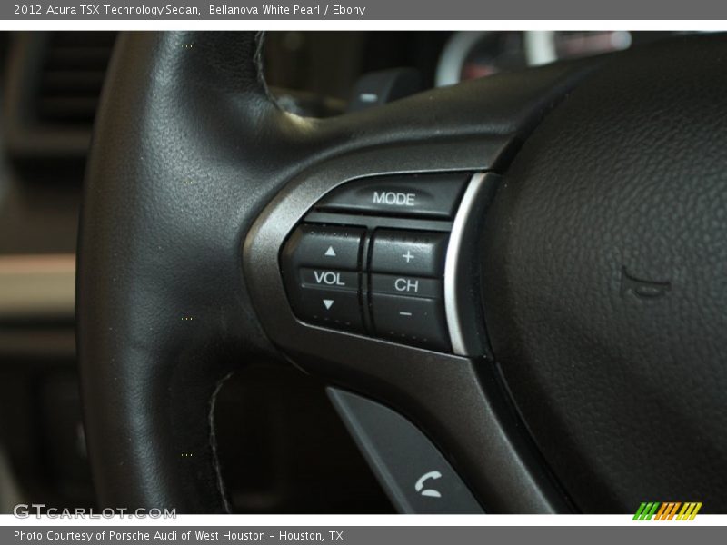 Controls of 2012 TSX Technology Sedan