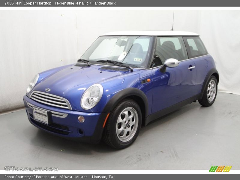 Hyper Blue Metallic / Panther Black 2005 Mini Cooper Hardtop