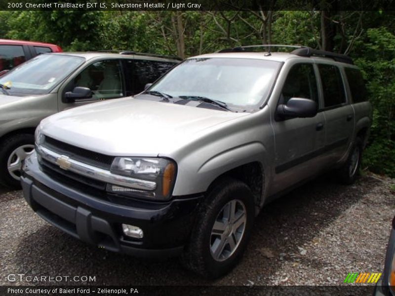 Silverstone Metallic / Light Gray 2005 Chevrolet TrailBlazer EXT LS